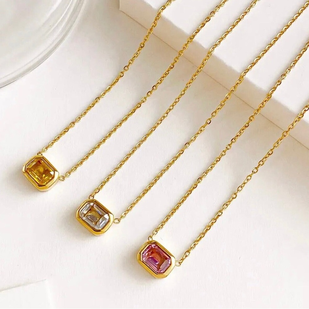 18k baguette zircon necklace